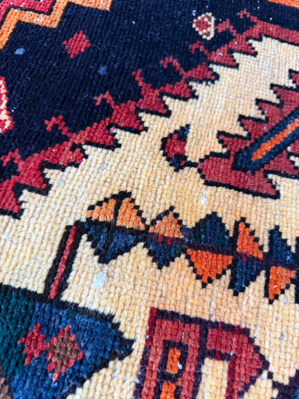 Antique Serapi Area Rug #R1001 -  5'7" x 6'11"