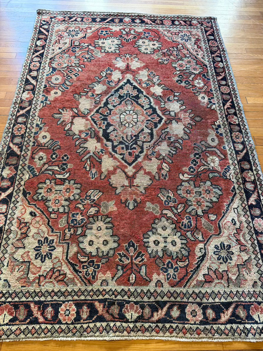 Antique Mahal Area Rug #R1006 - 4'2" x 6'6"