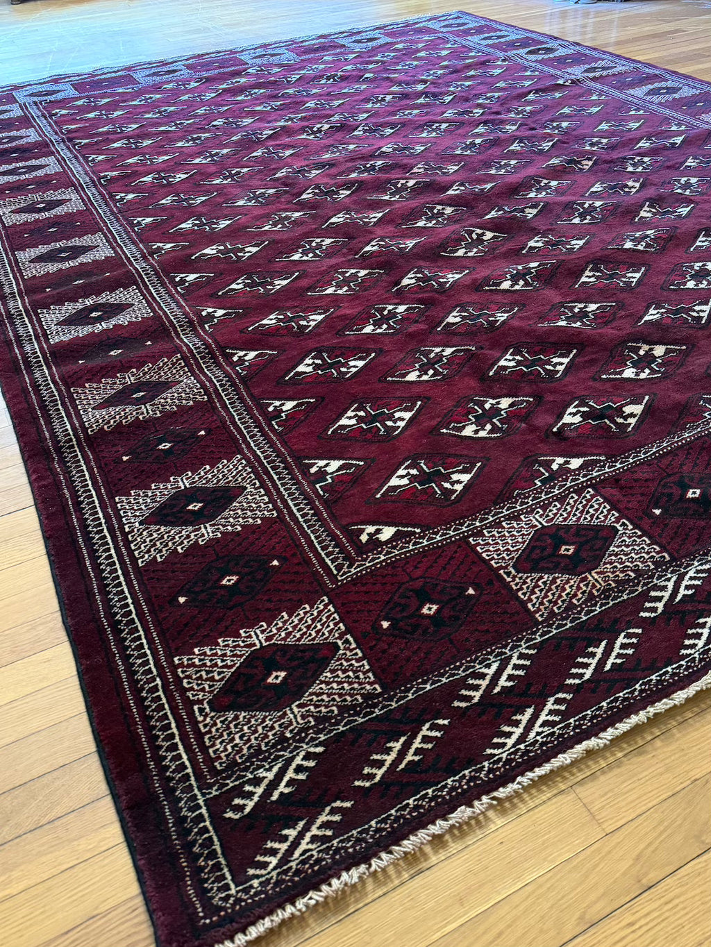 Vintage Turkmen Area Rug #R1002 - 8' x 11'