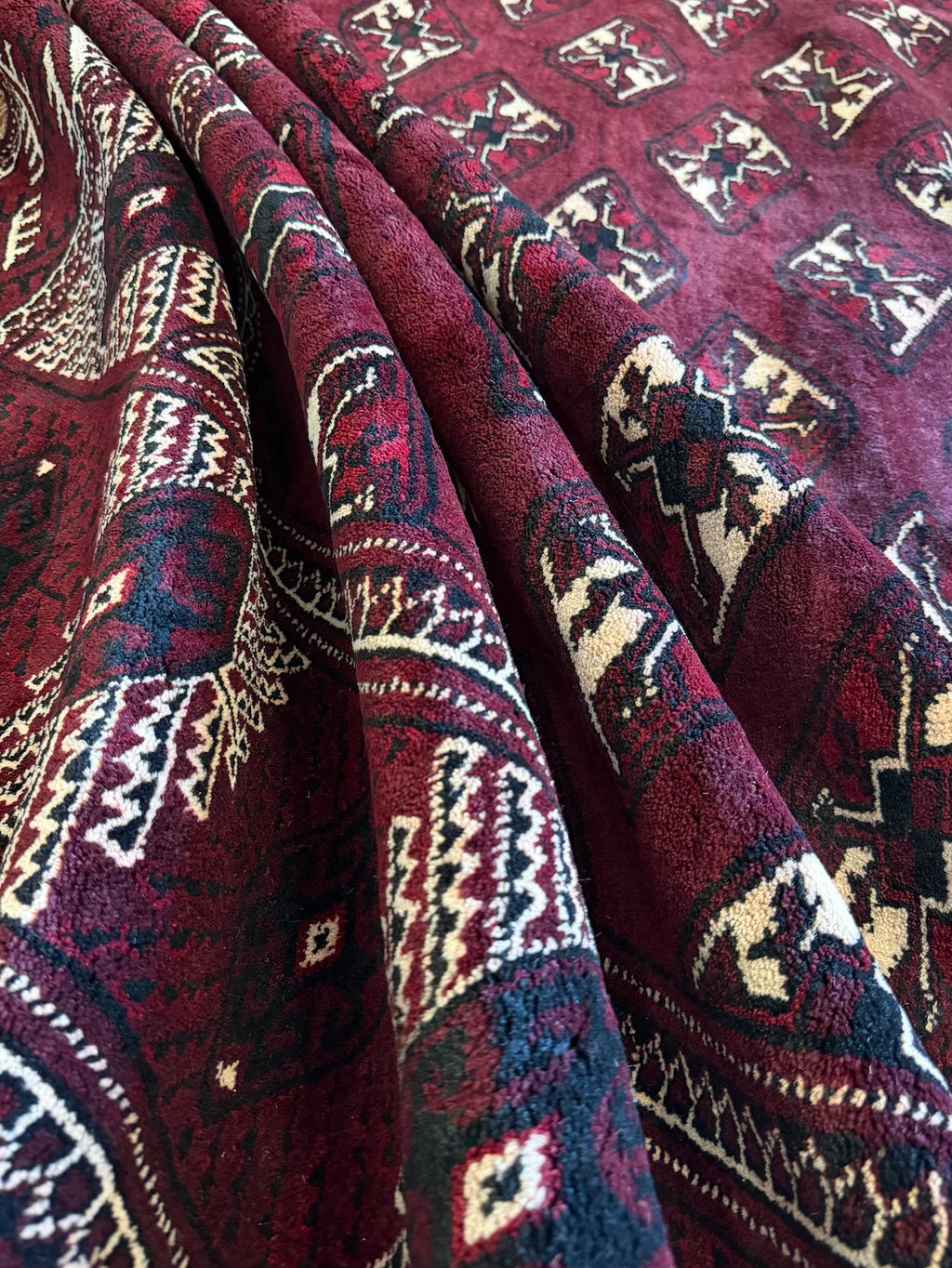Vintage Turkmen Area Rug #R1002 - 8' x 11'