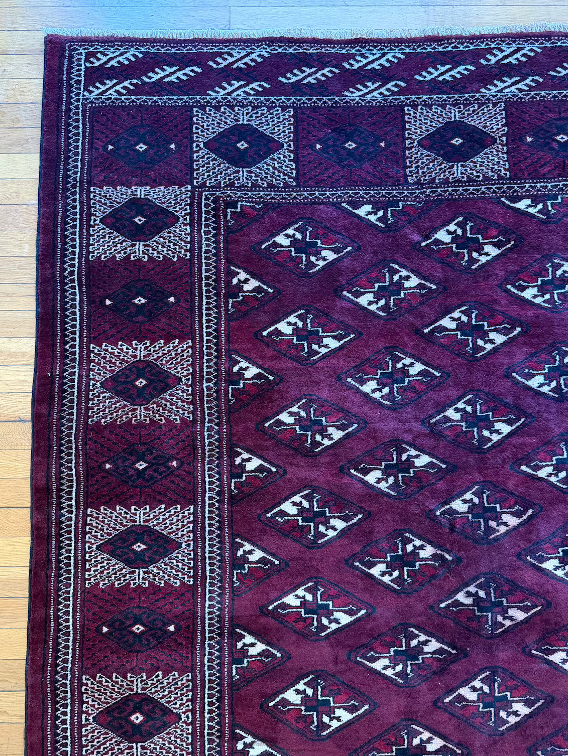Vintage Turkmen Area Rug #R1002 - 8' x 11'